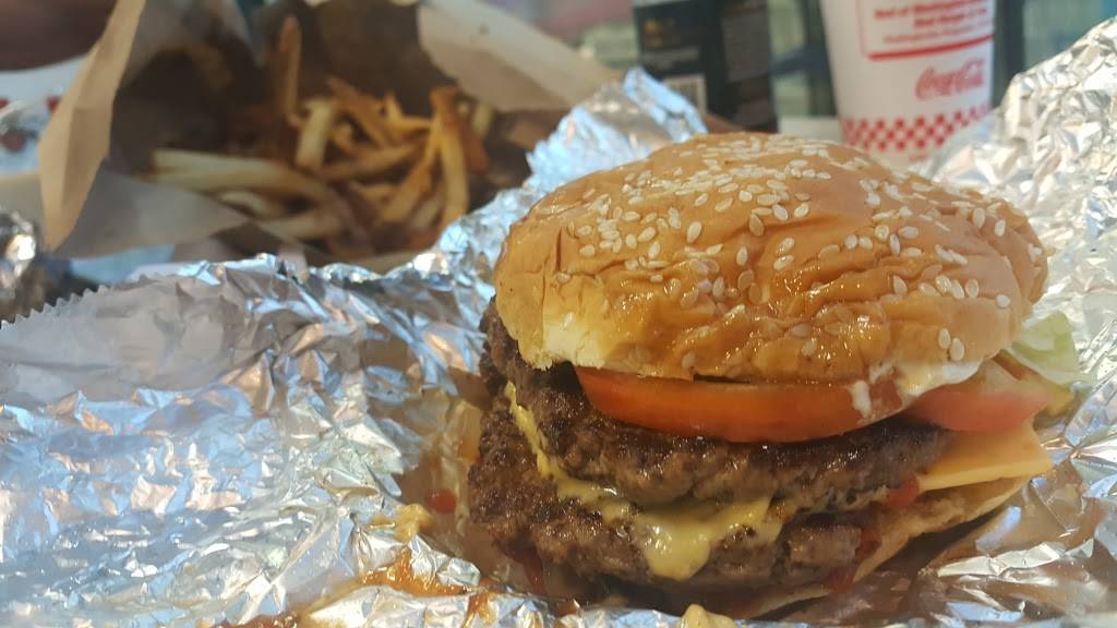 Five Guys | meal takeaway | 260 E Basse Rd, San Antonio, TX 78209, USA | 2108226200 OR +1 210-822-6200