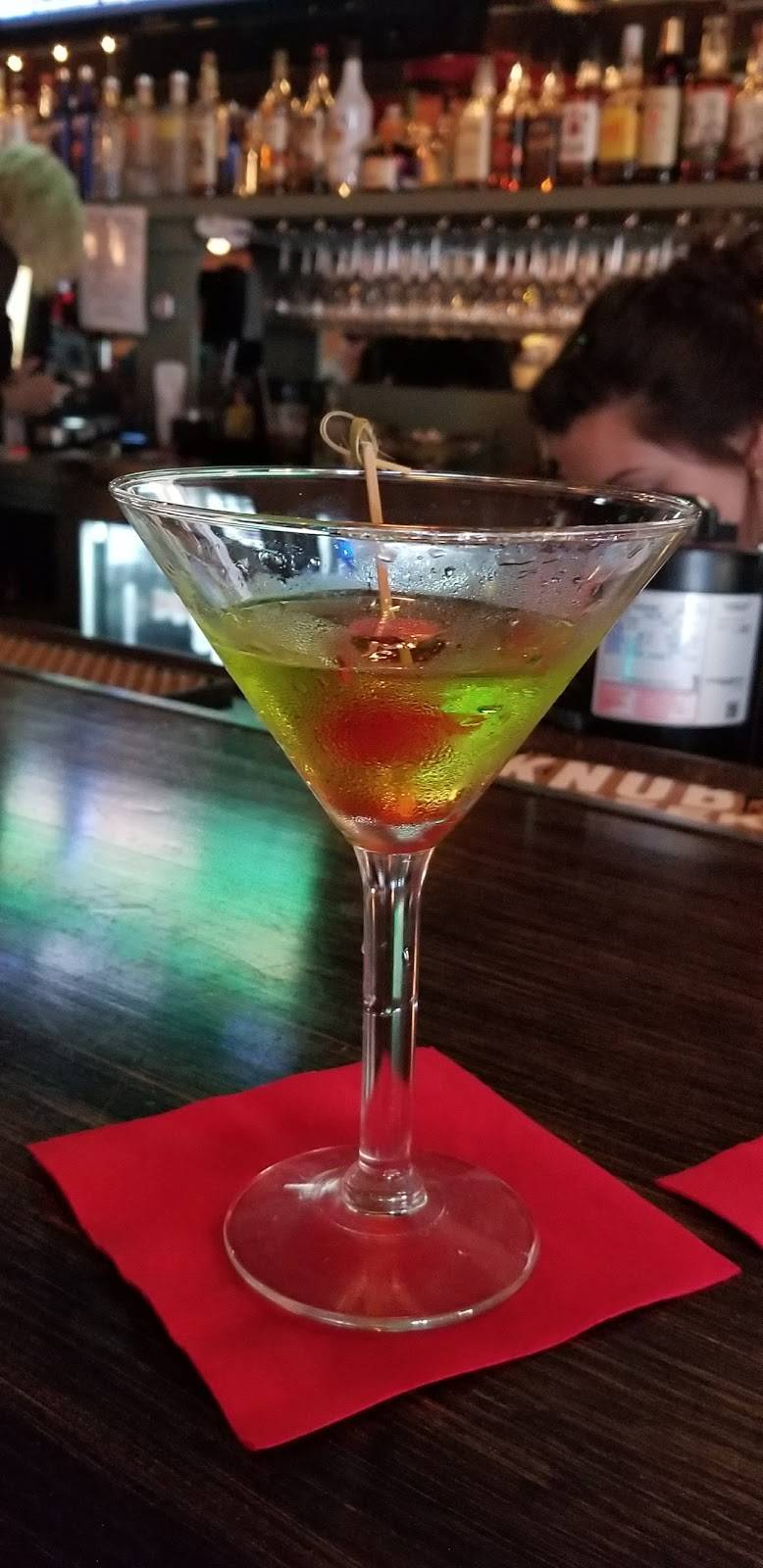 Campus JAX | restaurant | 3950 Campus Dr, Newport Beach, CA 92660, USA | 9492616270 OR +1 949-261-6270