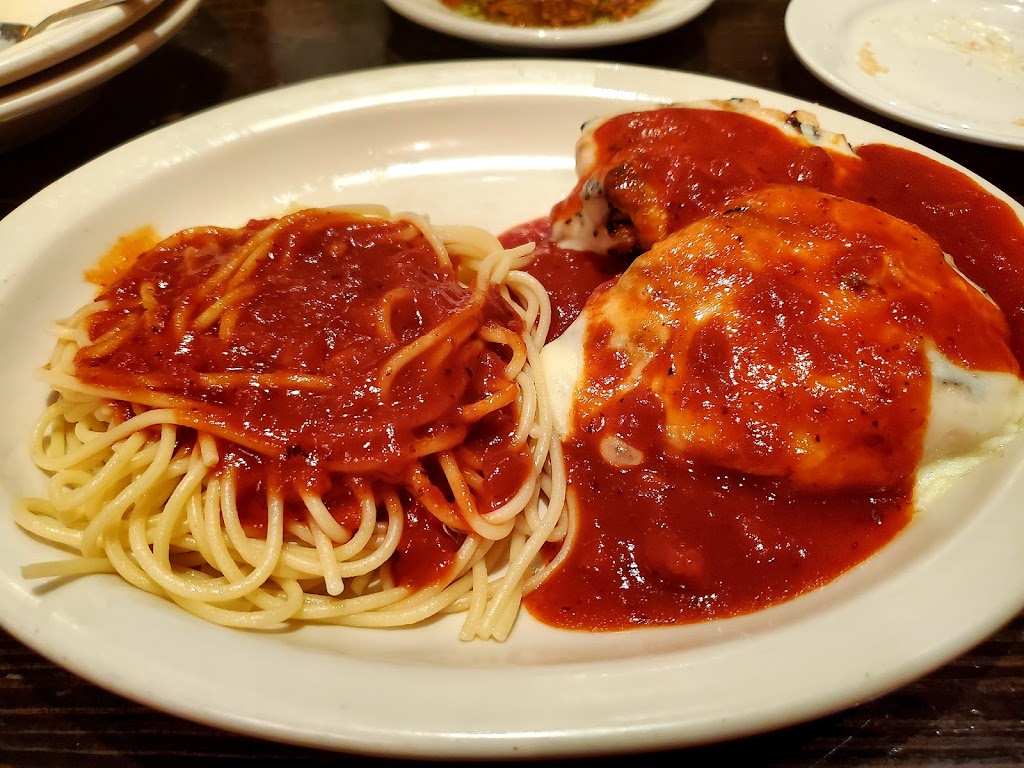 Johnny Carinos | restaurant | 3203 S Dogwood Rd, El Centro, CA 92243, USA | 7603379588 OR +1 760-337-9588