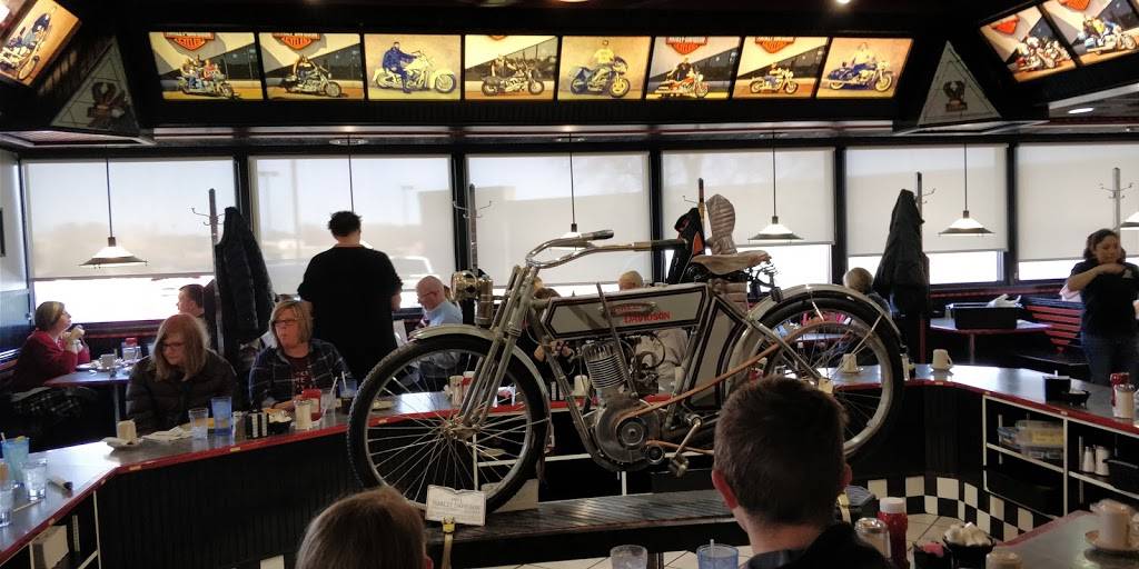 Johnny Pamcakes 2 | restaurant | 7125 Harrison Ave # B, Rockford, IL 61112, USA | 8153327200 OR +1 815-332-7200