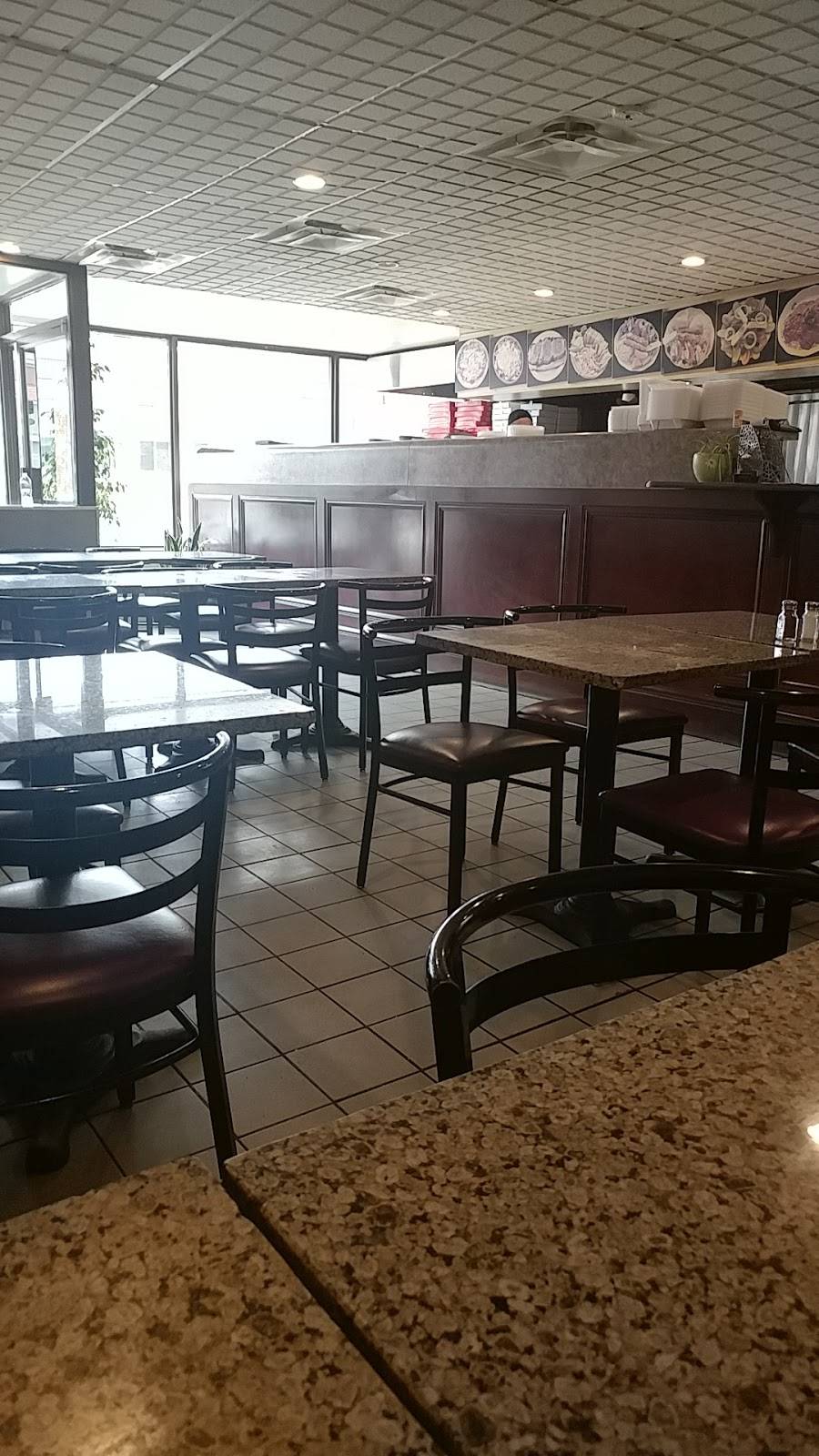 Restaurant Danis Pizzeria | restaurant | 7669 Rue Centrale, LaSalle, QC H8P 1L4, Canada | 5143632470 OR +1 514-363-2470