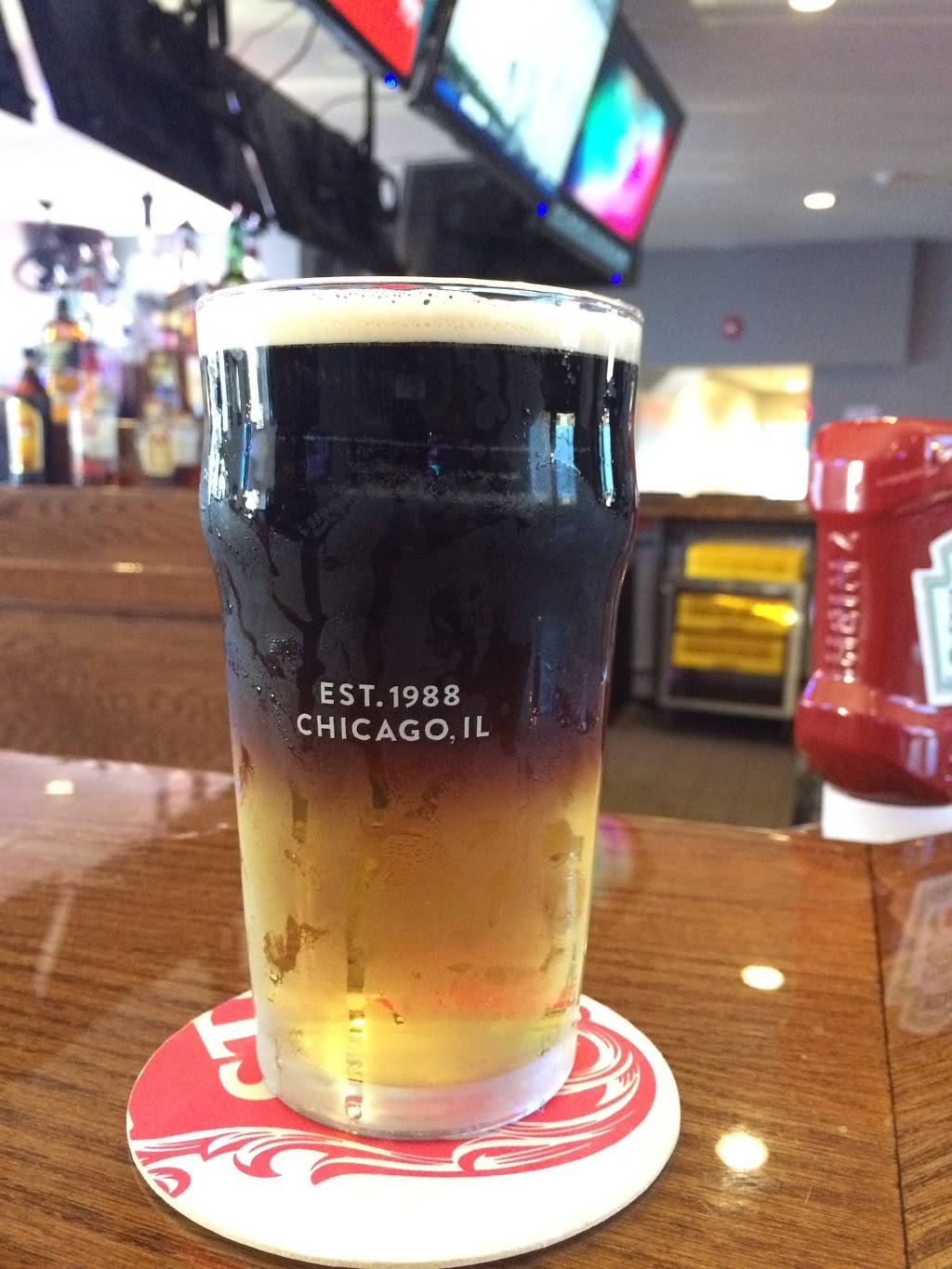 The Extra Pint | restaurant | 1001 W Camplain Rd, Manville, NJ 08835, USA | 9087224670 OR +1 908-722-4670