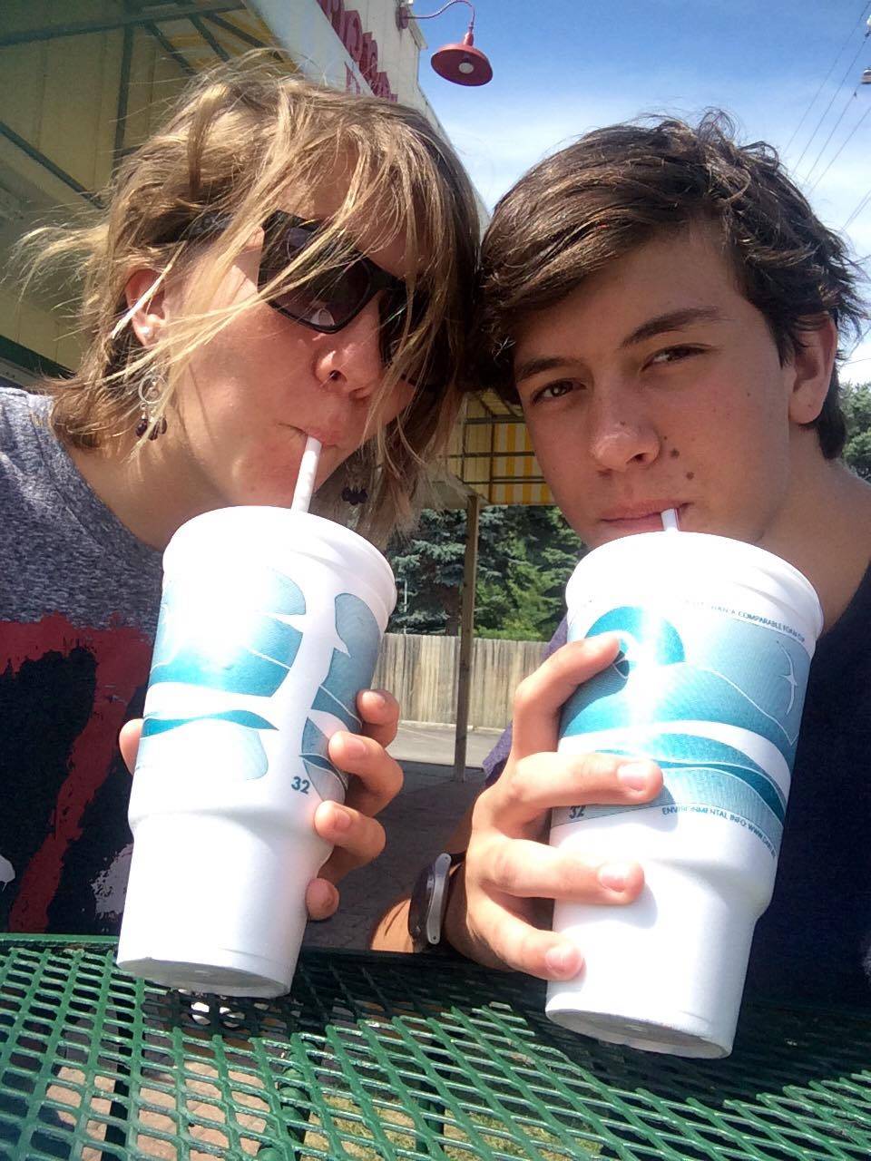 Pepperoni Cow | restaurant | 7161 Lakeshore Rd, Lakeport, MI 48059, USA | 8103853900 OR +1 810-385-3900