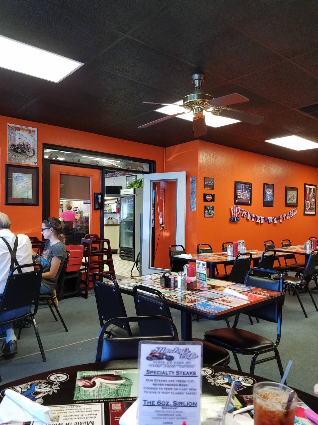Harleys Cafe | restaurant | 14013 NE 23rd St, Choctaw, OK 73020, USA | 4053904700 OR +1 405-390-4700