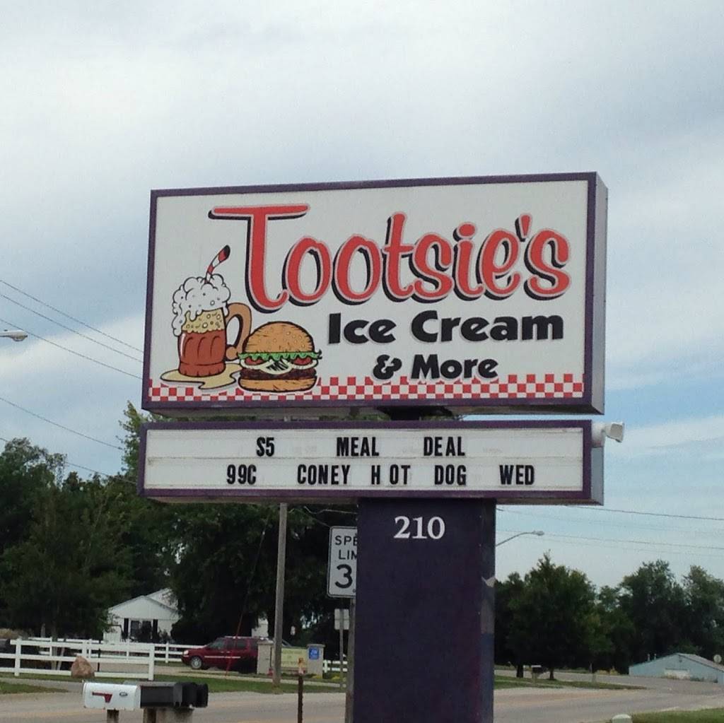 Tootsies Ice Cream & More | restaurant | 210 N K Ave, Vinton, IA 52349, USA | 3194725300 OR +1 319-472-5300