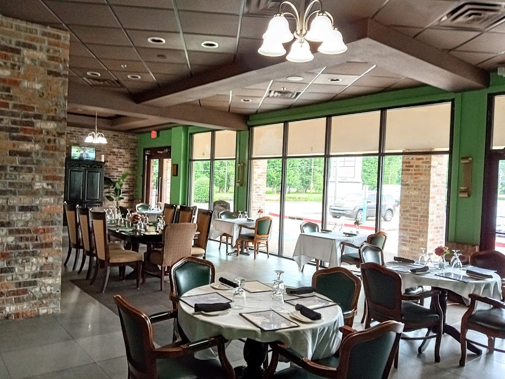 Chef Charles Bistreaux | restaurant | 5454 Bluebonnet Blvd suite a, Baton Rouge, LA 70809, USA | 2252560502 OR +1 225-256-0502