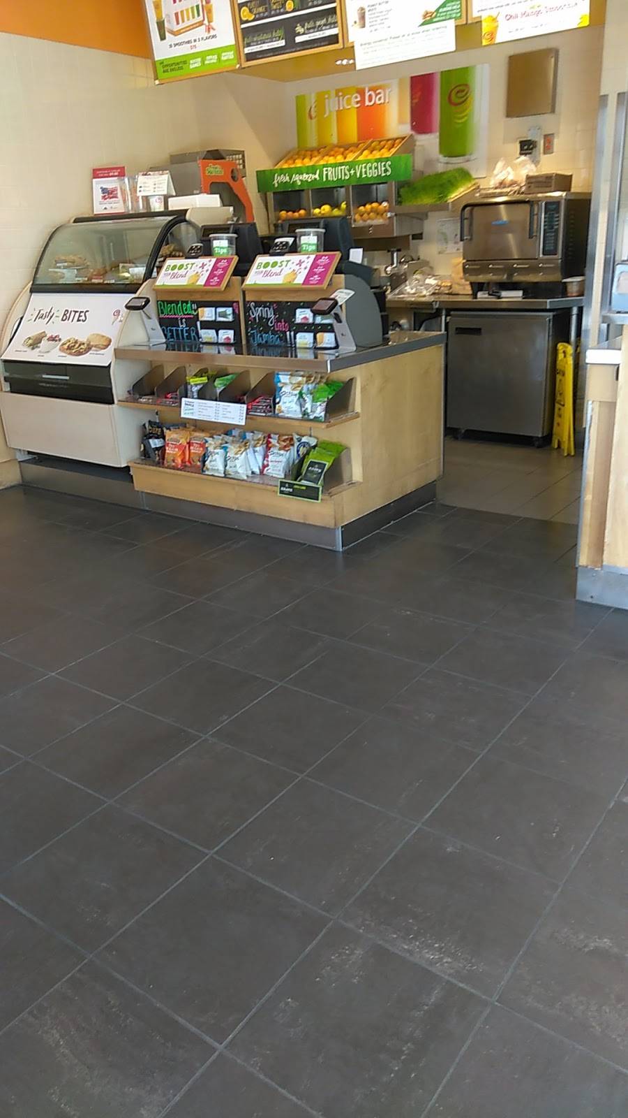 Jamba Riverwalk Shopping Center | restaurant | 765 N Reed Ave, Reedley, CA 93654, USA | 5596371496 OR +1 559-637-1496