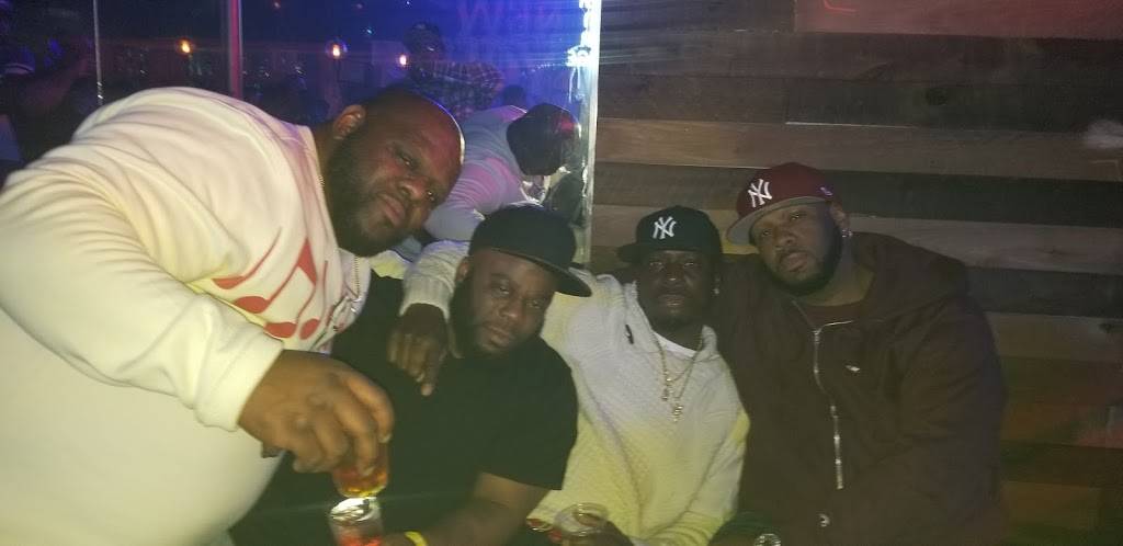 Lavoo Cafe | restaurant | 224-13 Union Tpke, Oakland Gardens, NY 11364, USA | 3472513840 OR +1 347-251-3840