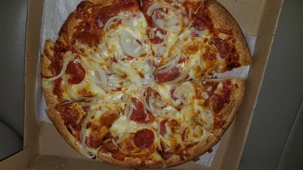 Spring Street Market and Pizza | restaurant | 1 Spring St, Hope Valley, RI 02832, USA | 4015390111 OR +1 401-539-0111