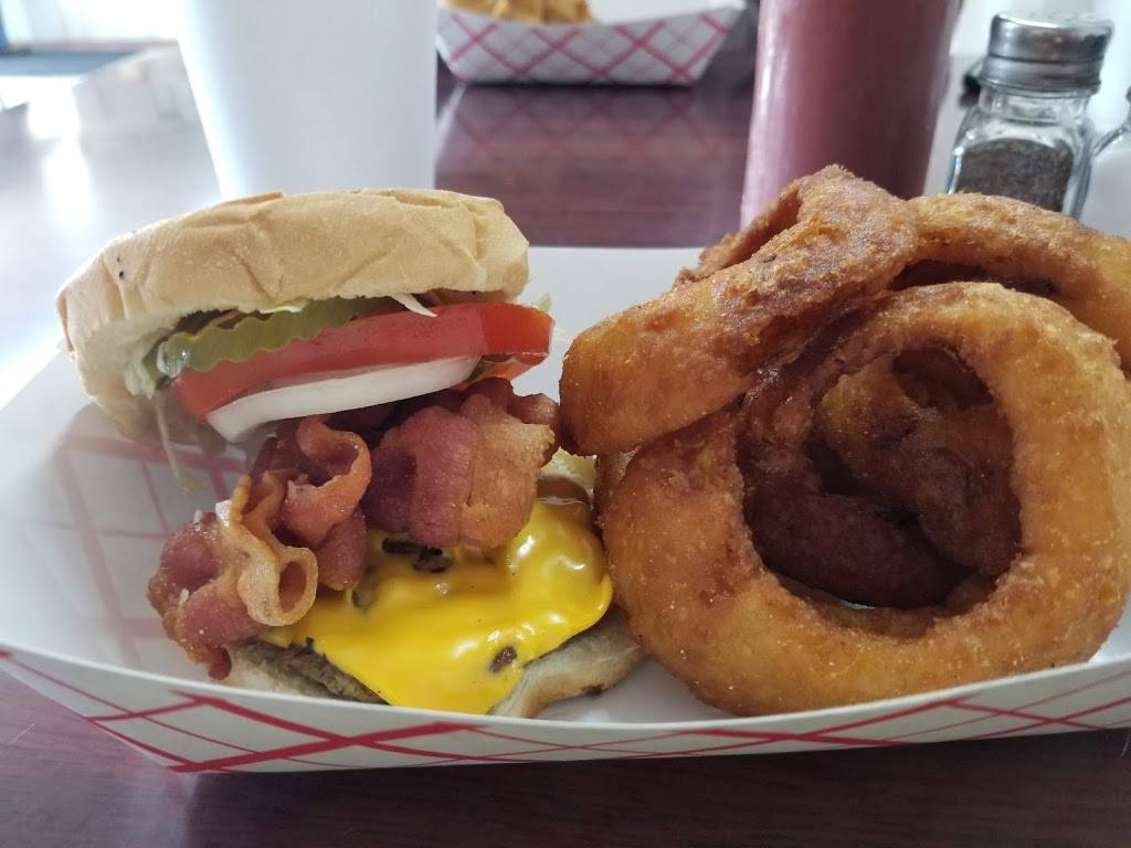 Dairy DLite | meal delivery | 2849 Huntsville Hwy, Fayetteville, TN 37334, USA | 9314332700 OR +1 931-433-2700