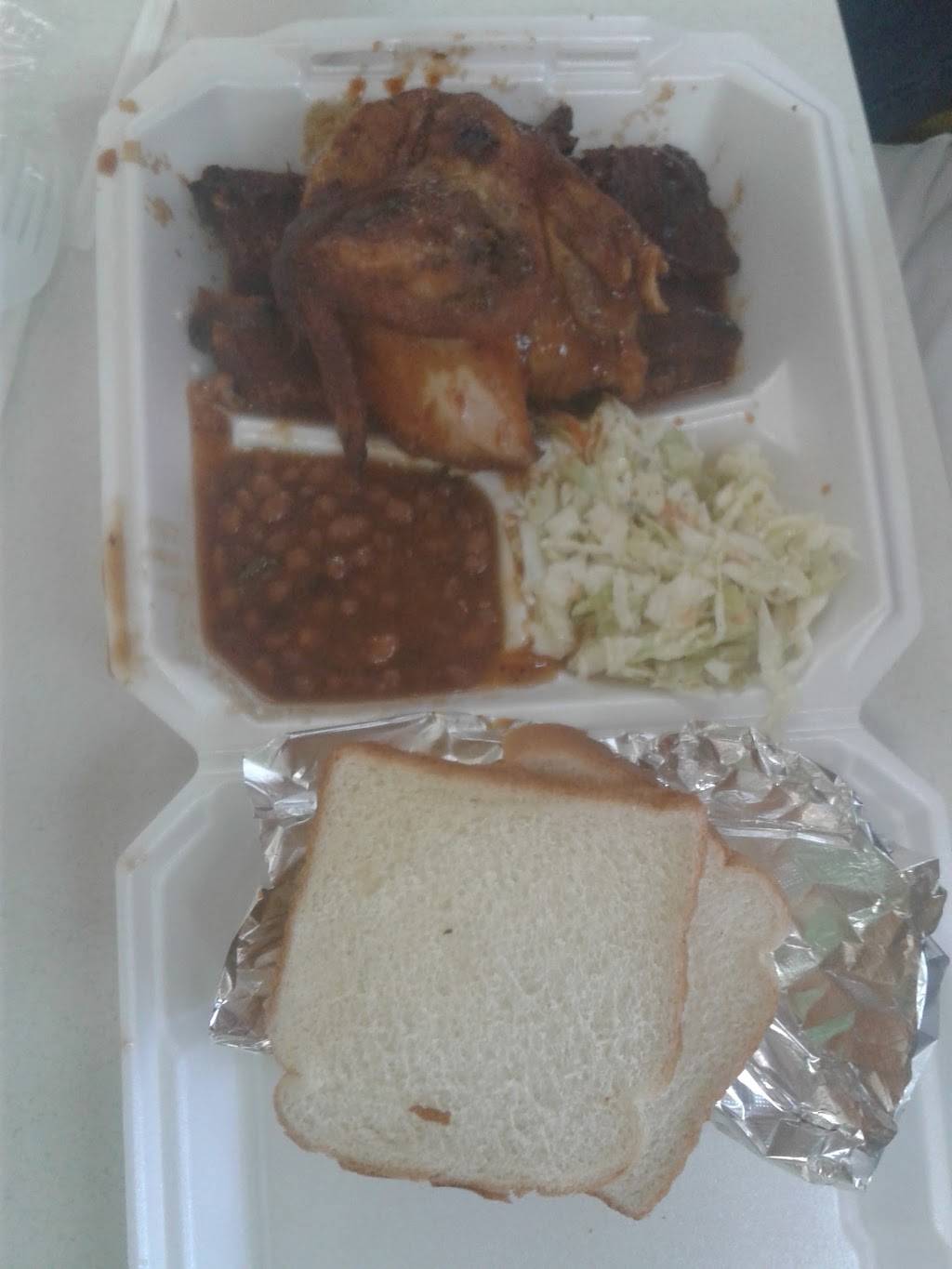 Roadside Bar-B-Q | restaurant | 7303 1st Ave N, Birmingham, AL 35206, USA | 2058339616 OR +1 205-833-9616