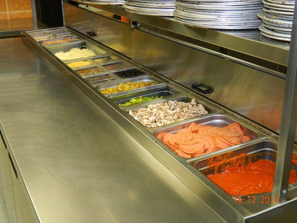 pizza joanna | meal delivery | 229 Boulevard Saint-René O, Gatineau, QC J8P 2V5, Canada | 8196431222 OR +1 819-643-1222