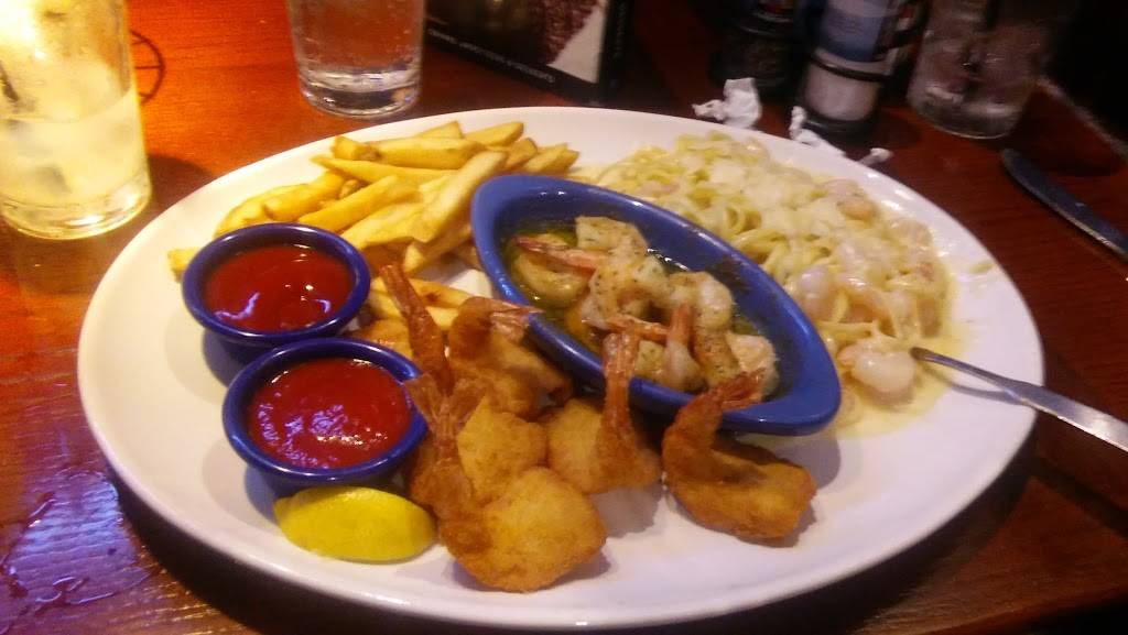 Red Lobster | restaurant | 1545 S Mooney Blvd, Visalia, CA 93277, USA | 5597388527 OR +1 559-738-8527