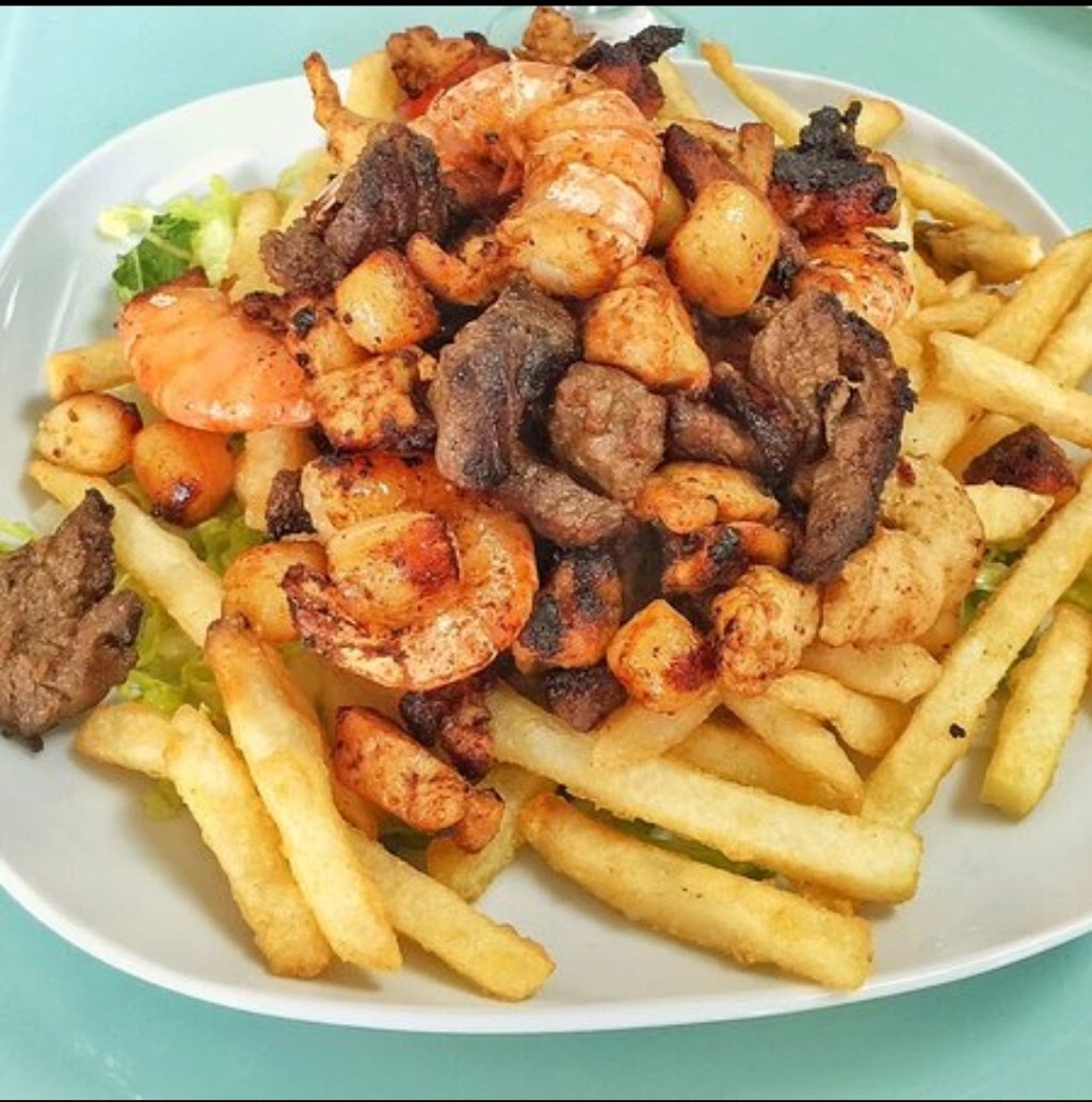 Dahlias Bistro | restaurant | 125 W St Paul Ave, Waukesha, WI 53186, USA | 2624442731 OR +1 262-444-2731