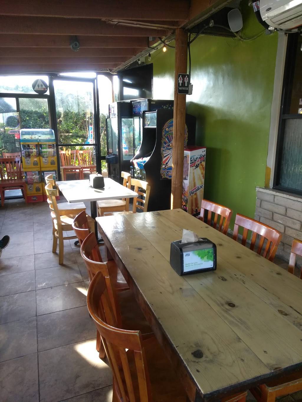 Falcones Pizza | restaurant | 9247 Slauson Ave, Pico Rivera, CA 90660, USA | 5629496568 OR +1 562-949-6568