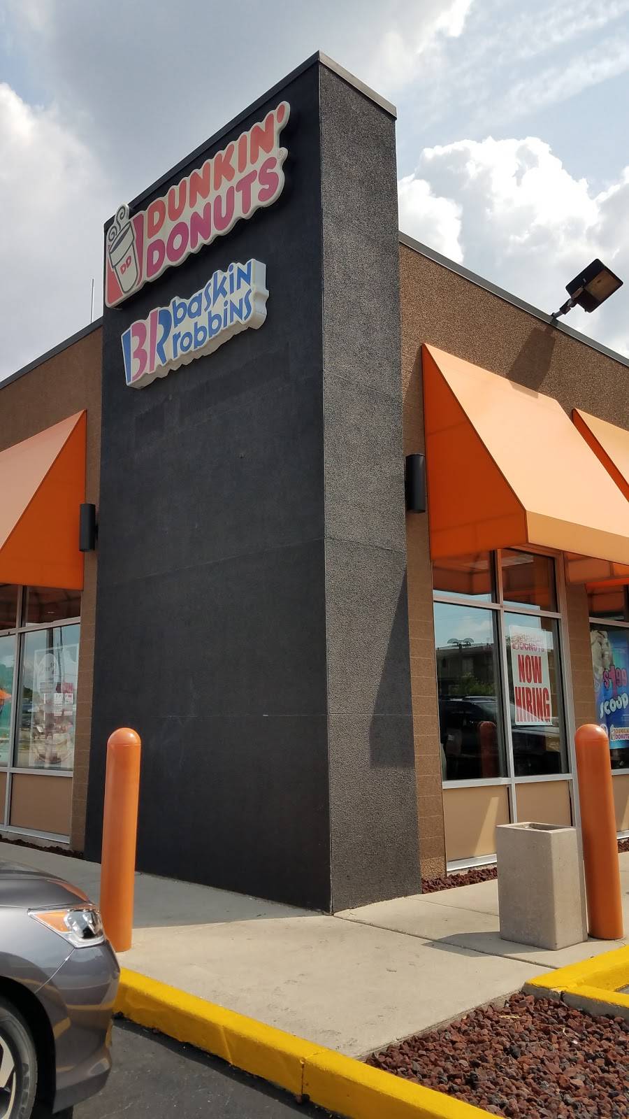 Dunkin Donuts | cafe | 10801 S Cicero Ave, Oak Lawn, IL 60453, USA | 7089521080 OR +1 708-952-1080