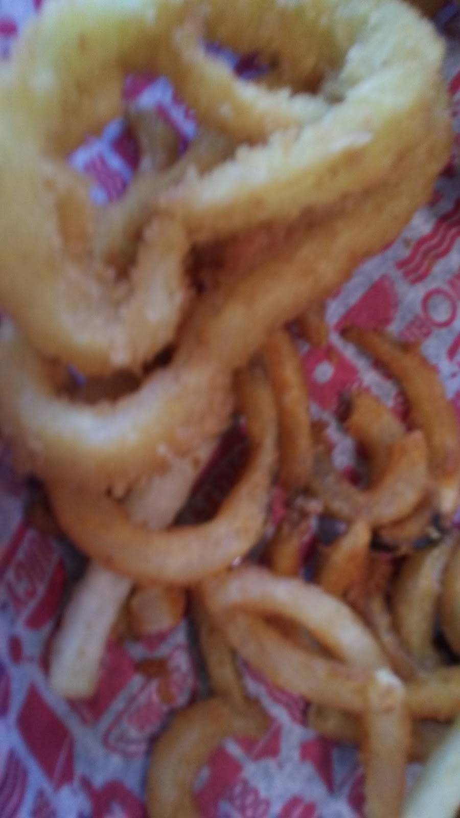 Jack in the Box | restaurant | 118 N General McMullen Dr, San Antonio, TX 78237, USA | 2104326624 OR +1 210-432-6624