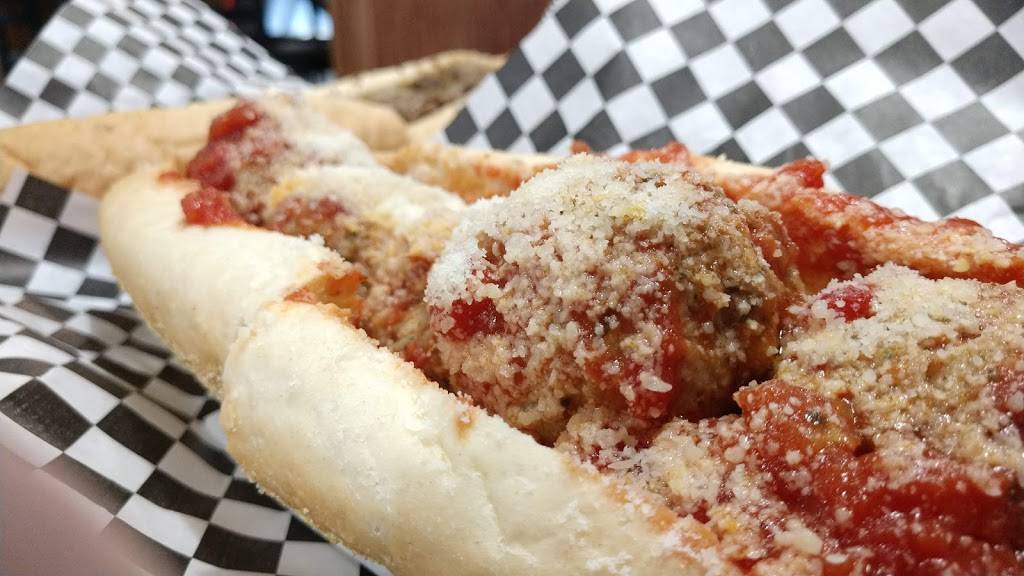 Best of Philly Cheesesteak | meal takeaway | 13510 US-19, Hudson, FL 34667, USA | 7278690900 OR +1 727-869-0900