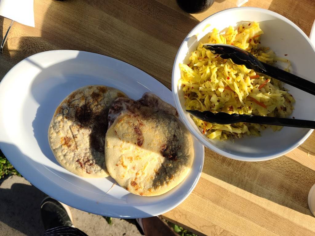 El Rincon Chalateco Restaurants | restaurant | 201 Cesar Chavez St, St Paul, MN 55107, USA | 6513488275 OR +1 651-348-8275