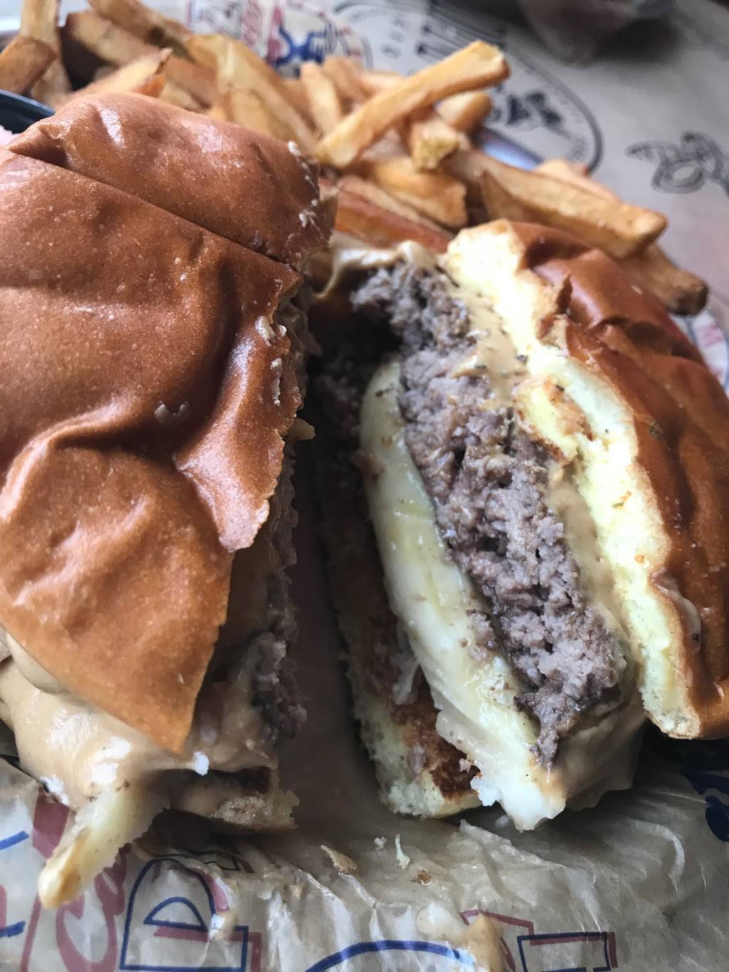 River City Cafe | restaurant | 9550 Shore Dr, Myrtle Beach, SC 29572, USA | 8434975299 OR +1 843-497-5299