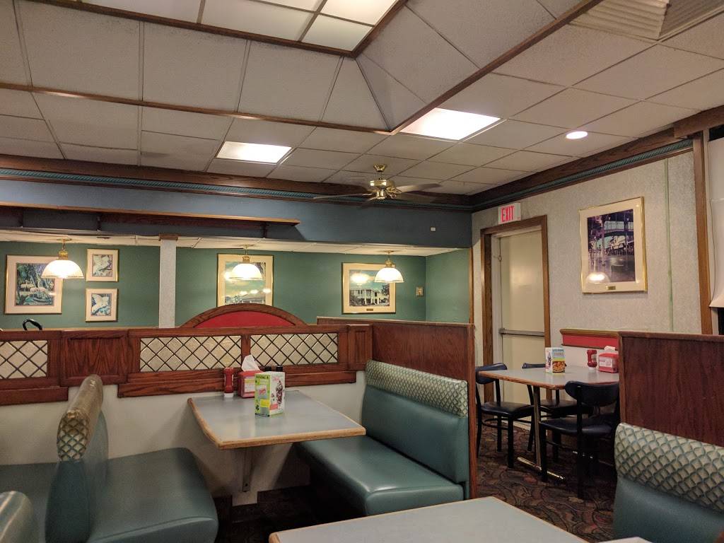 Friendlys | restaurant | 1011 E Eau Gallie Blvd, Melbourne, FL 32937, USA | 3217775035 OR +1 321-777-5035