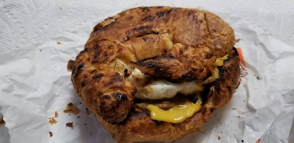 Dunkin | bakery | 13101 Paul J Doherty Pkwy, Fort Myers, FL 33913, USA | 2392880490 OR +1 239-288-0490