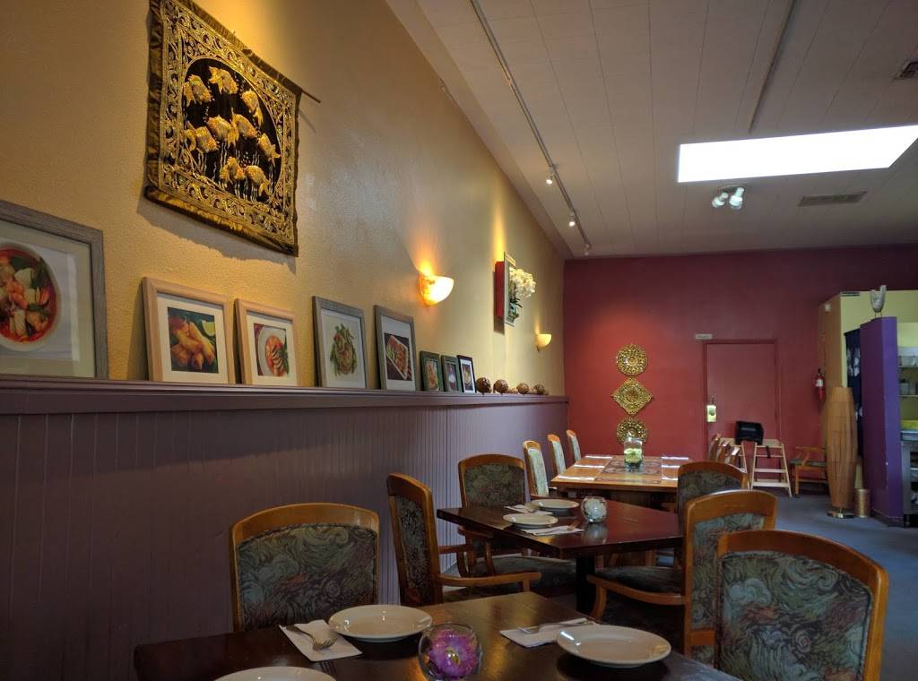 Ginger Thai | restaurant | 234 S Main St, Sebastopol, CA 95472, USA | 7078242259 OR +1 707-824-2259