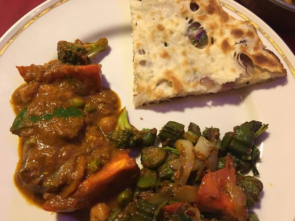 Haveli Indian Cuisine | restaurant | 943 25th Ave, Coralville, IA 52241, USA | 3193591744 OR +1 319-359-1744