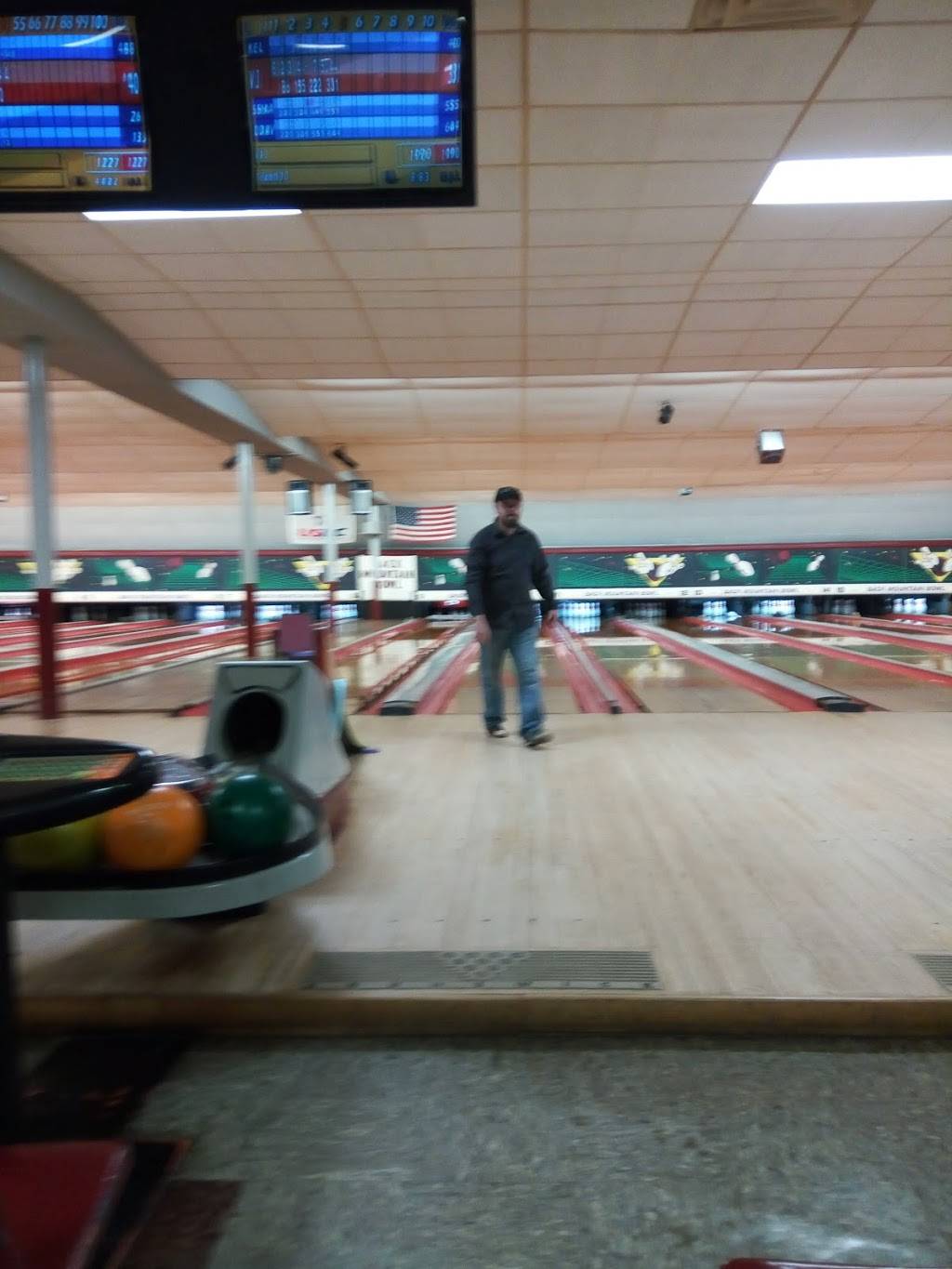 Back Mountain Bowl | meal takeaway | 3555 Memorial Hwy, Dallas, PA 18612, USA | 5706755026 OR +1 570-675-5026