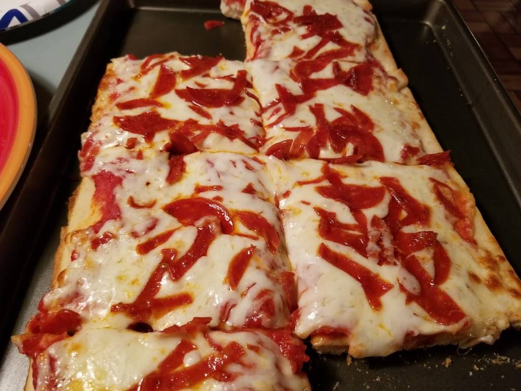 Mikes Place | restaurant | 19 Ferry St, Leetsdale, PA 15056, USA | 7242669904 OR +1 724-266-9904