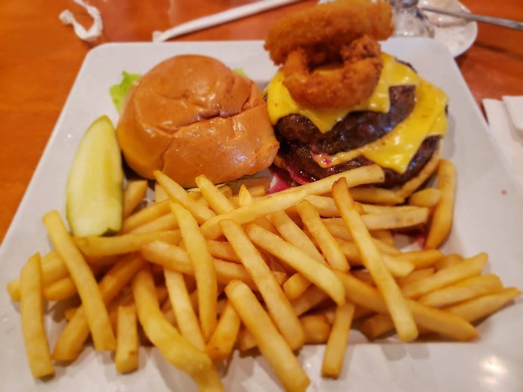 Flashback Diner | restaurant | 4125 Davie Rd, Davie, FL 33314, USA | 9543213400 OR +1 954-321-3400