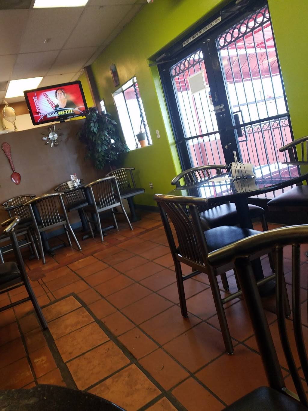 Machetes Mexican Food | restaurant | 2722 E Lake Mead Blvd, North Las Vegas, NV 89030, USA | 7025276333 OR +1 702-527-6333