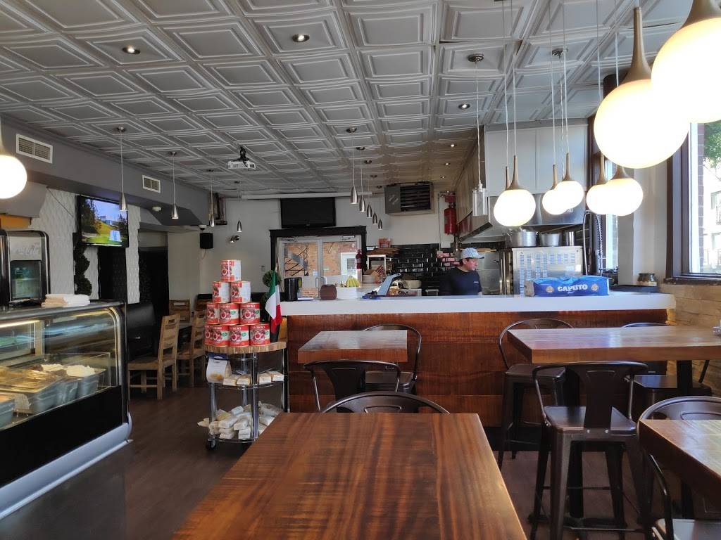 Panino Pazzo | restaurant | 193 Rue Saint-Zotique E, Montréal, QC H2S 1K9, Canada | 5142799009 OR +1 514-279-9009