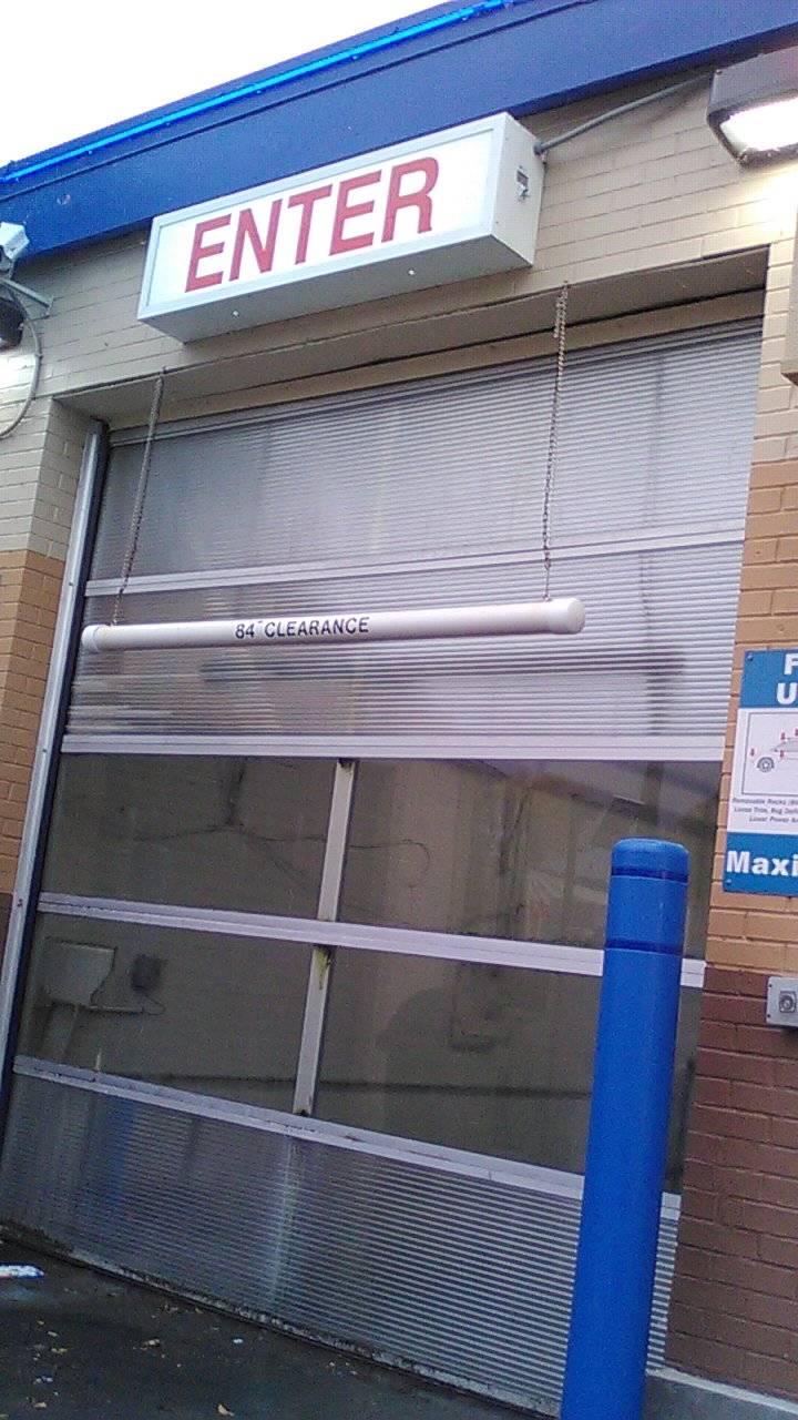 Holiday Stationstores | cafe | 4601 Hiawatha Ave, Minneapolis, MN 55406, USA | 6127294224 OR +1 612-729-4224