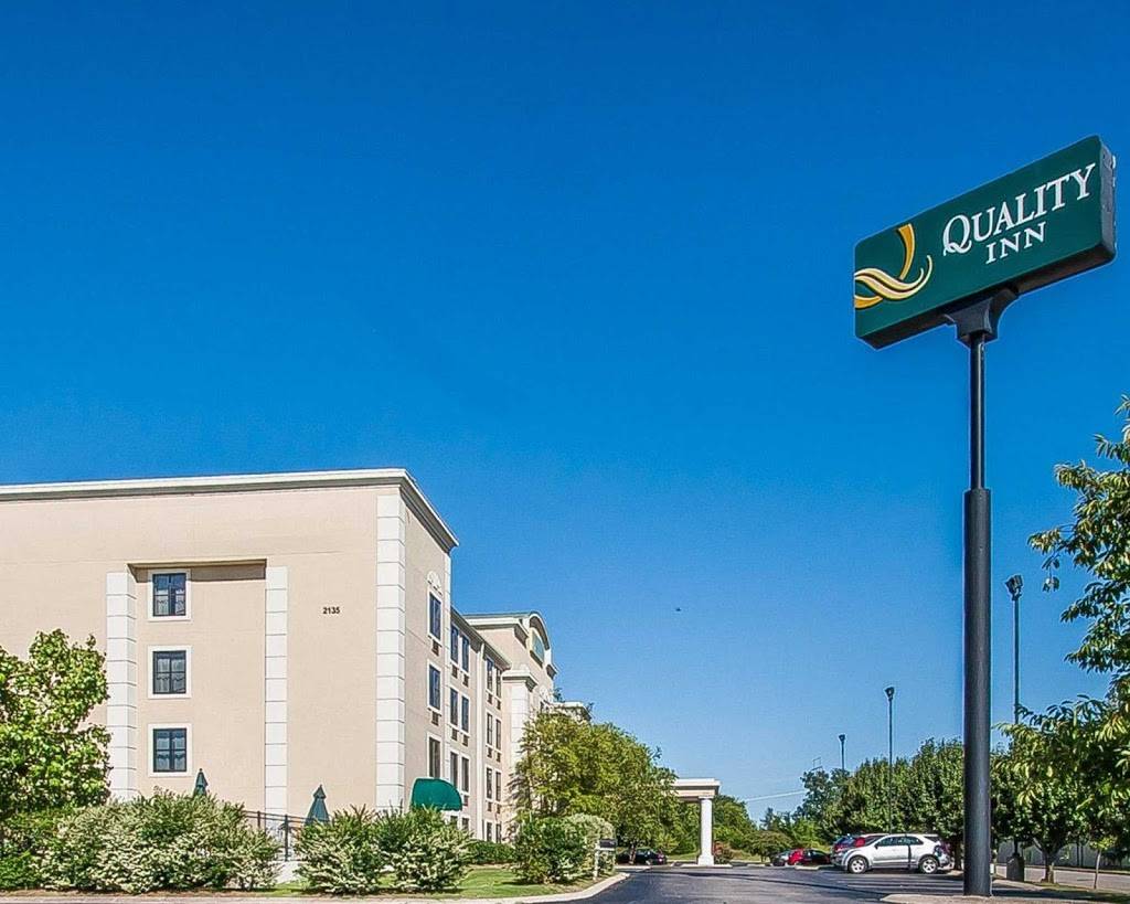 Quality Inn | restaurant | 2135 S Church St, Murfreesboro, TN 37130, USA | 6158901006 OR +1 615-890-1006