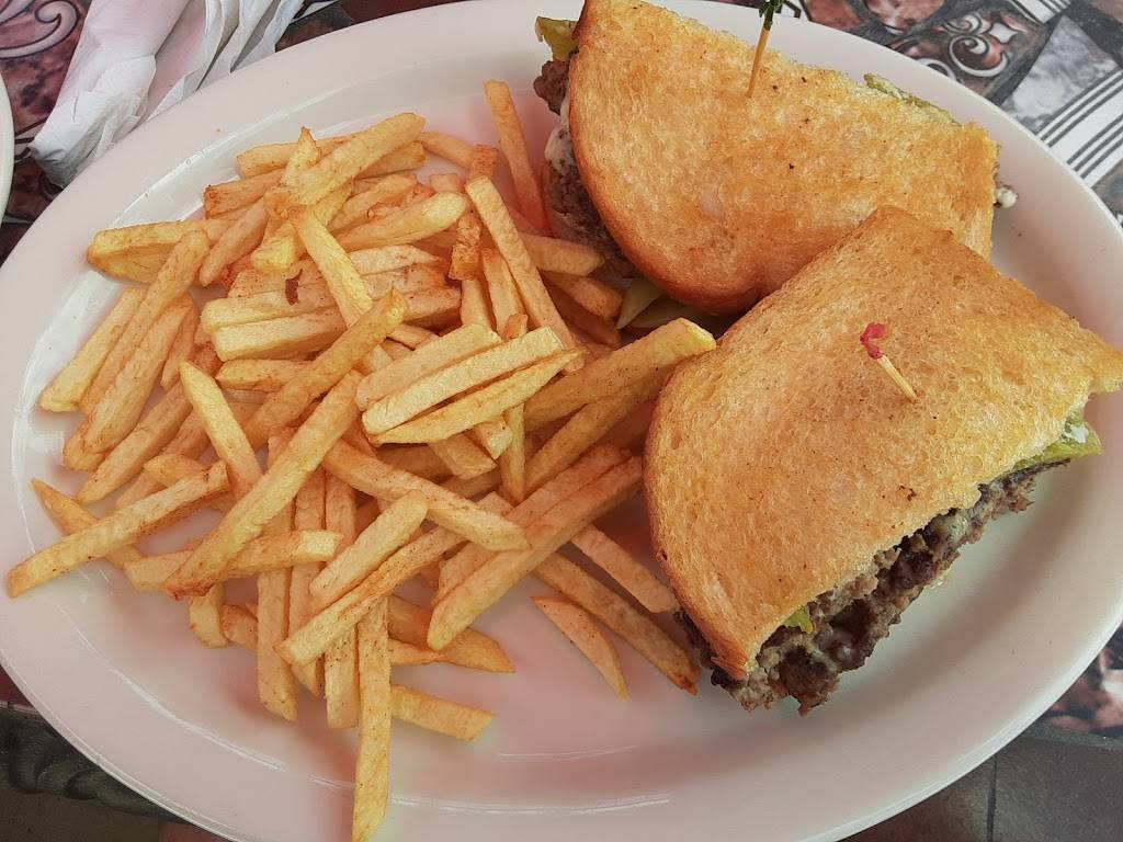 Js County Kitchen | restaurant | 22412 El Camino Real, Santa Margarita, CA 93453, USA | 8053657022 OR +1 805-365-7022