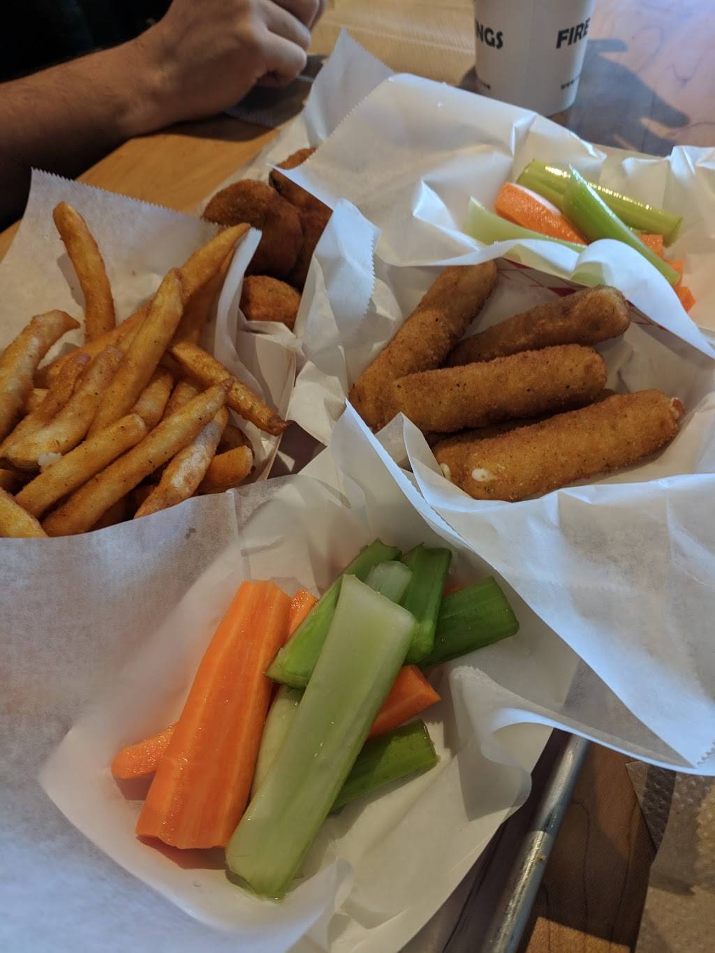 Fire Wings Davis | restaurant | 640 W Covell Blvd Suite F, Davis, CA 95616, USA | 5302201310 OR +1 530-220-1310