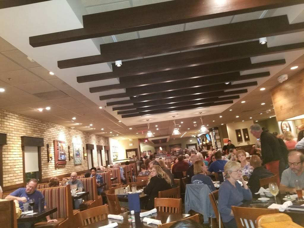 Carrabbas Italian Grill | restaurant | 730 Smithtown Bypass, Smithtown, NY 11787, USA | 6312651304 OR +1 631-265-1304