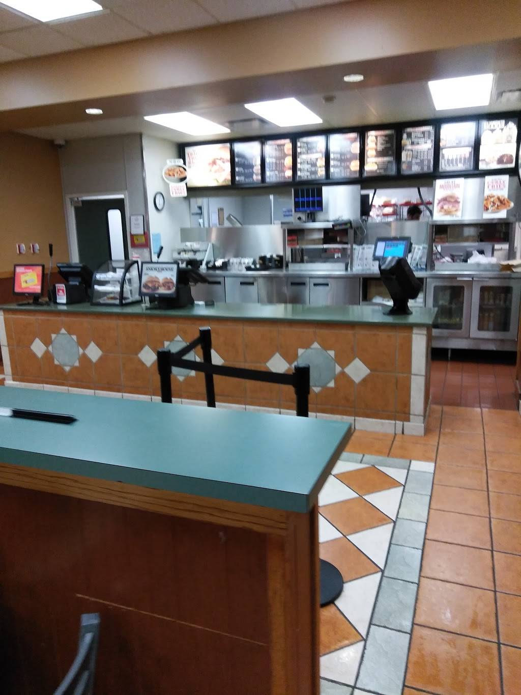 Arbys | restaurant | 2024 West St, Vinton, LA 70668, USA | 3375899858 OR +1 337-589-9858