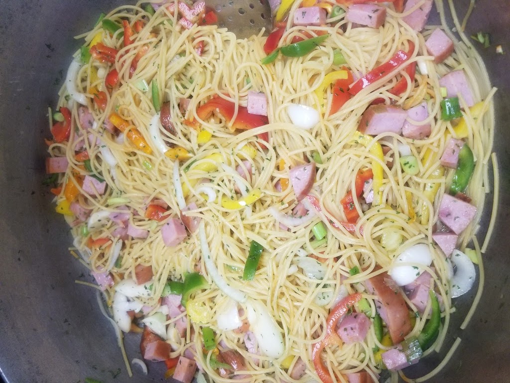 Oasis Restaurant | restaurant | 33 Hancock St, Dorchester, MA 02125, USA | 6177408288 OR +1 617-740-8288