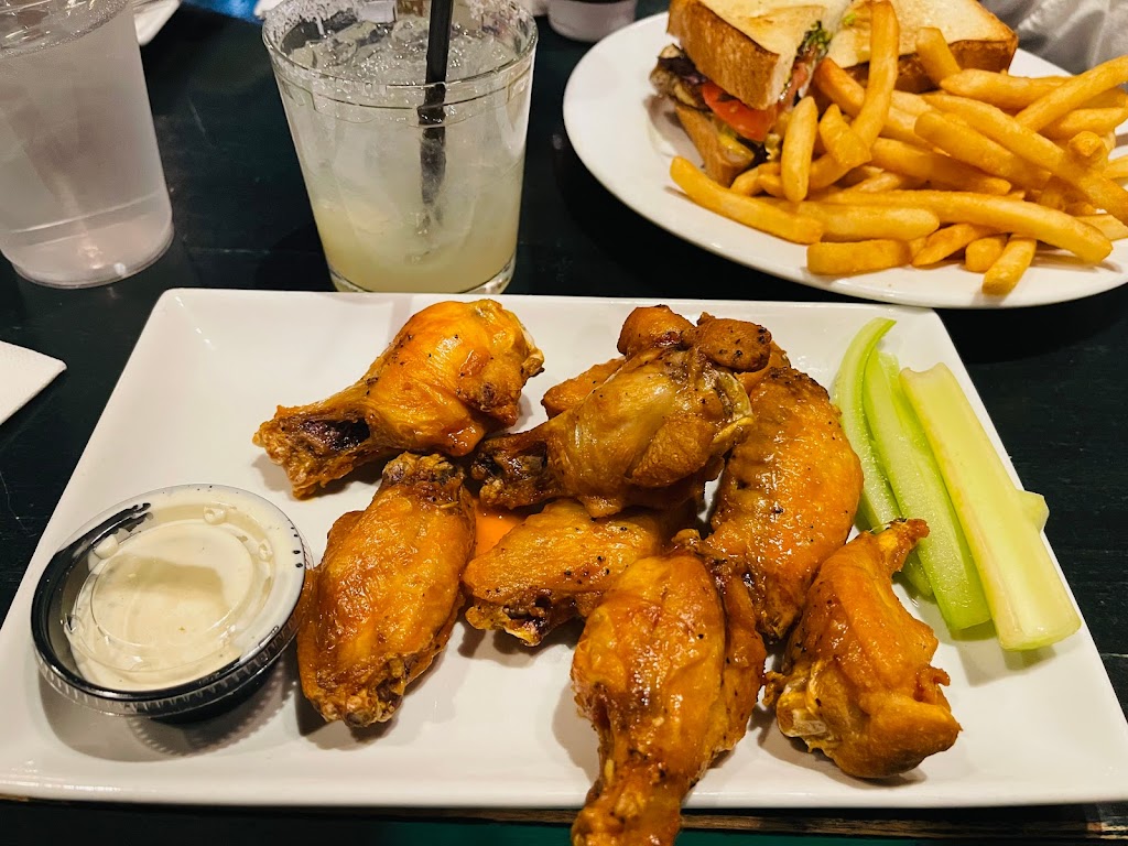 The Warren Bar & Burrow | restaurant | 245 7th St, Pittsburgh, PA 15222, USA | 4122015888 OR +1 412-201-5888