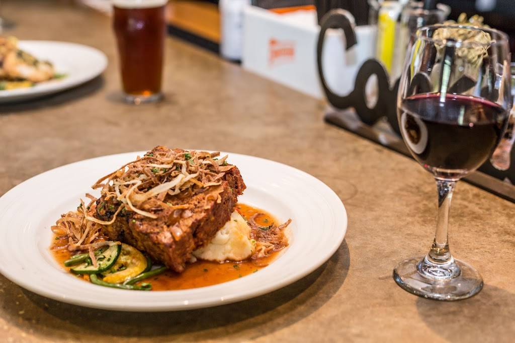 Bartletts Gourmet Grill & Tavern | restaurant | 131 East Dunes Highway, Beverly Shores, IN 46301, USA | 2198793081 OR +1 219-879-3081