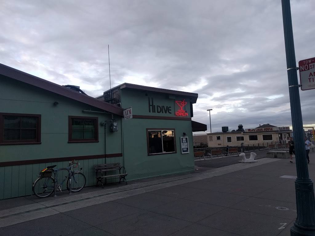 Hi Dive Bar | restaurant | 501 The Embarcadero, San Francisco, CA 94105, USA | 4159770170 OR +1 415-977-0170