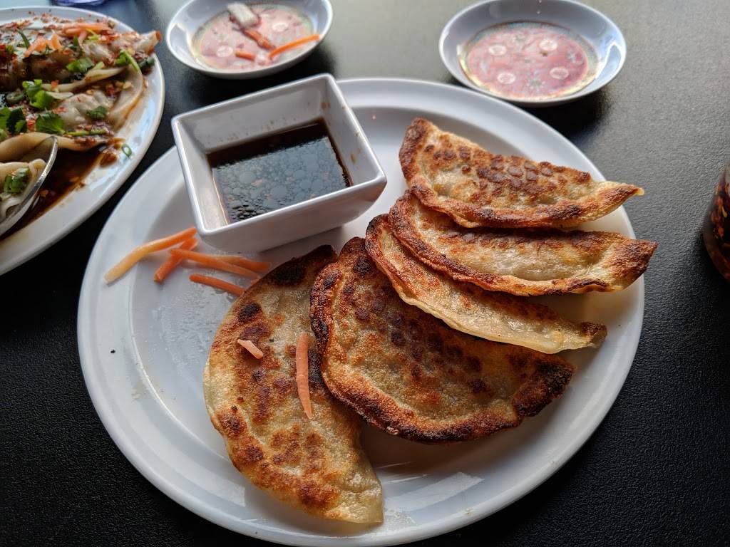 Stickers Asian Cafe | restaurant | 6808 SE Milwaukie Ave, Portland, OR 97202, USA | 5032398739 OR +1 503-239-8739