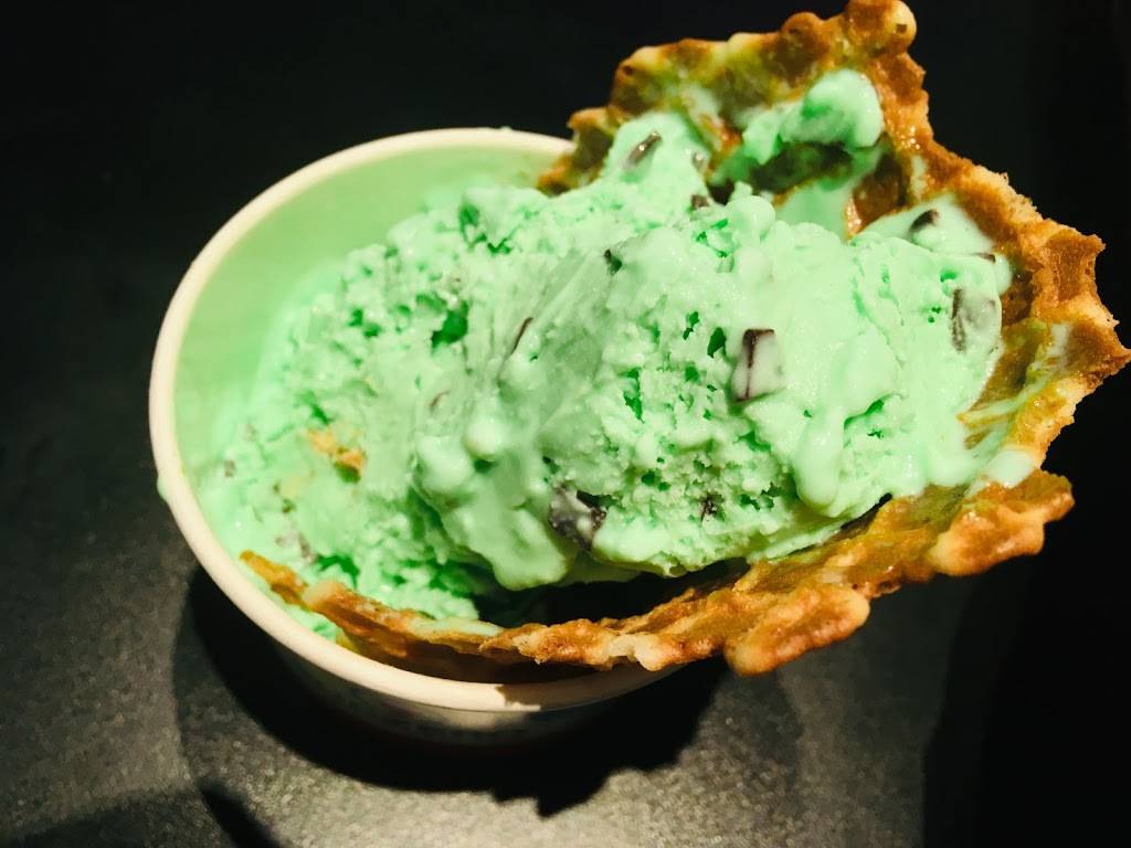 Sub Zero Nitrogen Ice Cream | restaurant | 1002 Logan Blvd #116, Altoona, PA 16602, USA | 8142012524 OR +1 814-201-2524