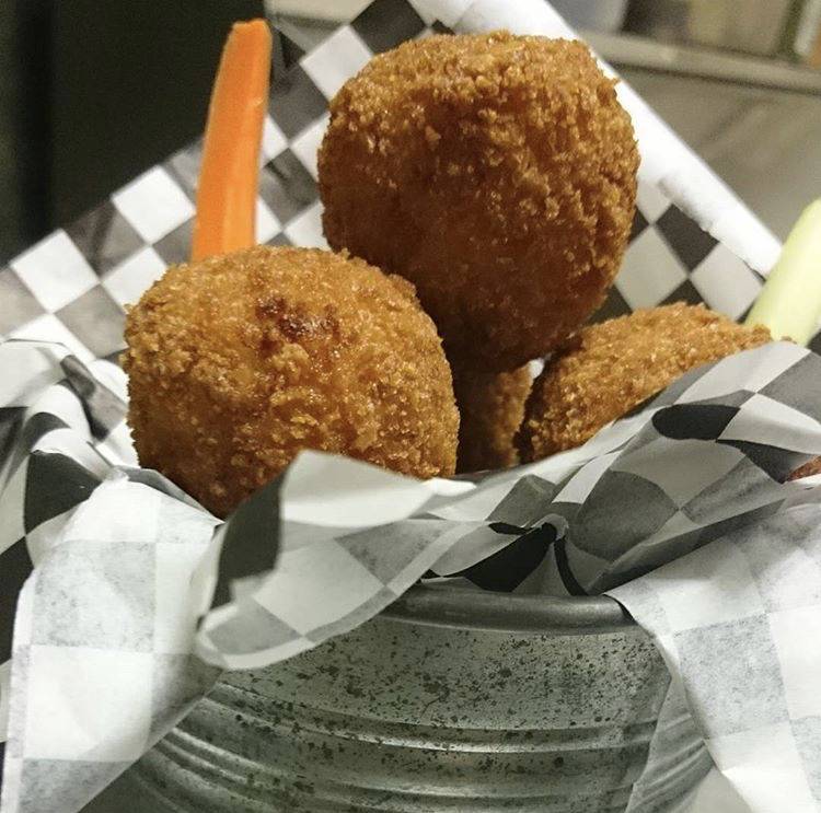 Bier Academy | restaurant | 18511 Soledad Canyon Rd, Canyon Country, CA 91351, USA | 6612981321 OR +1 661-298-1321