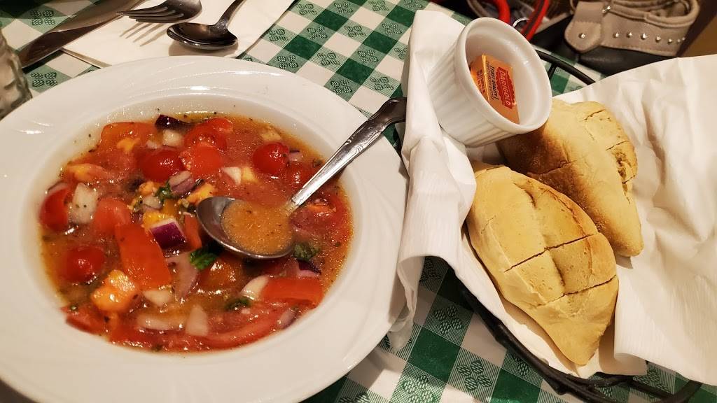 Ferraro’s Italian Kitchen | restaurant | 6759 E Carson St, Lakewood, CA 90713, USA | 5623165946 OR +1 562-316-5946