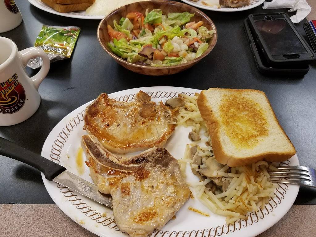 Waffle House | meal takeaway | 2880 N Williston Rd, Florence, SC 29506, USA | 8436622155 OR +1 843-662-2155