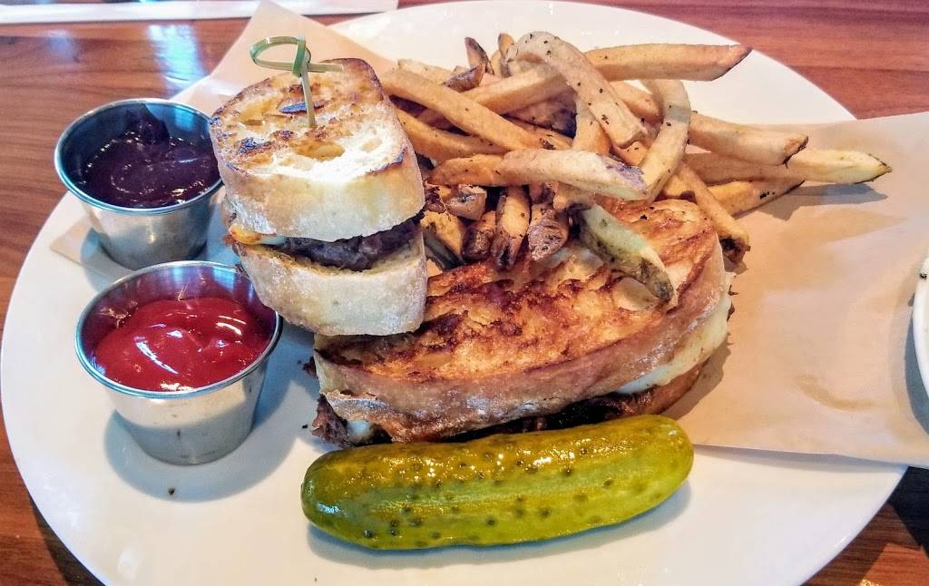 High Velocity | restaurant | 10 S West St, Indianapolis, IN 46204, USA | 3178606500 OR +1 317-860-6500