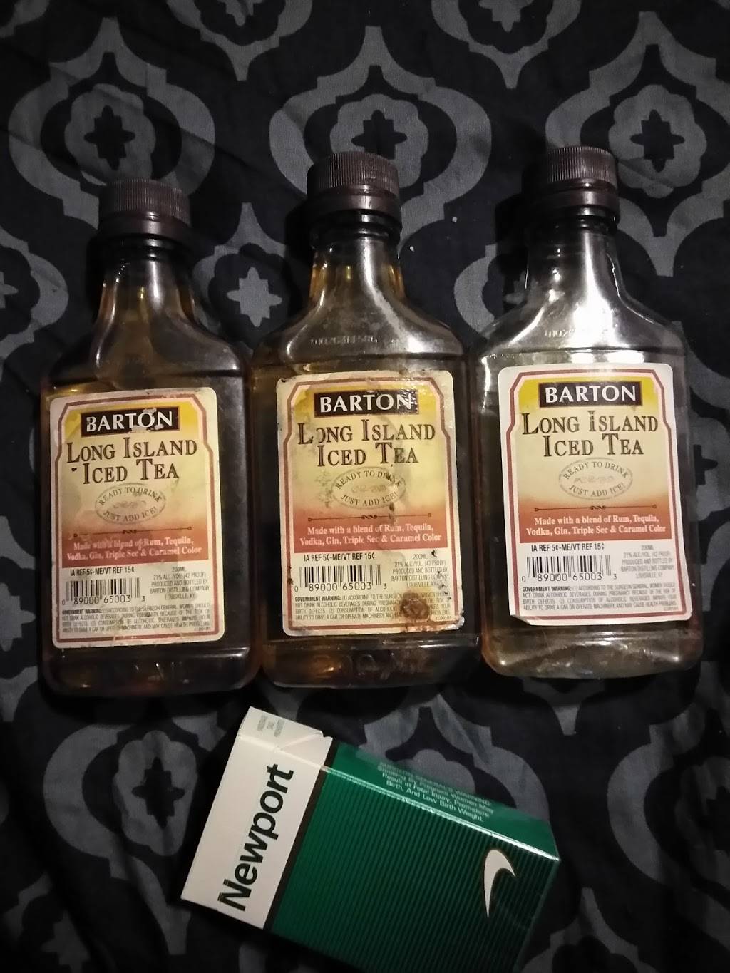 Red Door Bar and Lounge | restaurant | 1000 N Payson St, Baltimore, MD 21217, USA | 4107109459 OR +1 410-710-9459